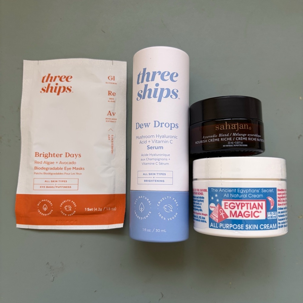 Assorted skincare set